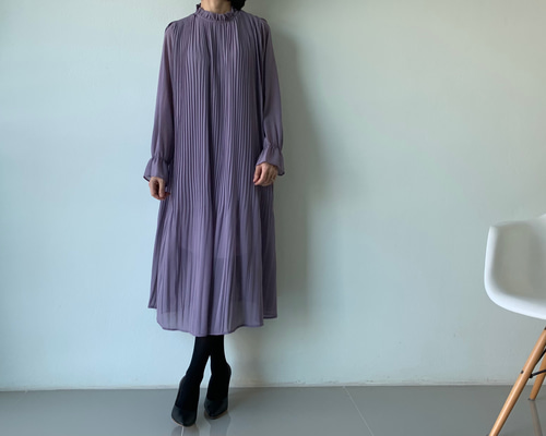 プリーツプリーズ　長袖ワンピース ラベンダー ウィメンズ／ワンピース – isseymiyake.com