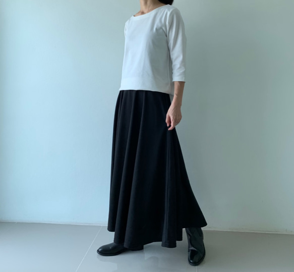 たっぷりフレアが美しい。グッと気分が上がるレディ感溢れるサーキュラーロングスカート。3サイズ。黒　PLS01BK  F 4枚目の画像