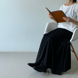 たっぷりフレアが美しい。グッと気分が上がるレディ感溢れるサーキュラーロングスカート。3サイズ。黒　PLS01BK  F 6枚目の画像