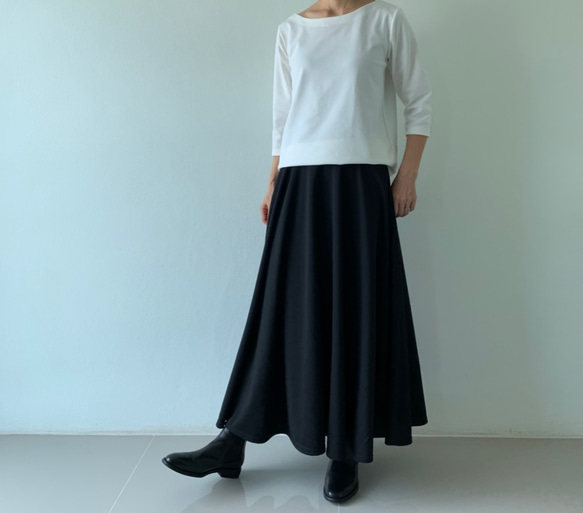 たっぷりフレアが美しい。グッと気分が上がるレディ感溢れるサーキュラーロングスカート。3サイズ。黒　PLS01BK  F 7枚目の画像