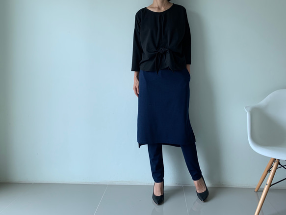 紺色 ポンチ素材  レギンス&スカートのボトムス  一枚で履ける 3枚目の画像