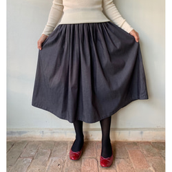 布入荷  デニムスカート ミモレ丈 フレアギャザースカート  シンプル  コットン 3枚目の画像