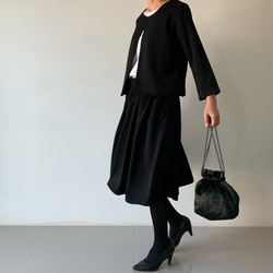 黒フレアギャザースカートとジャケット 入学式    フォーマル セットアップ スーツ 3枚目の画像