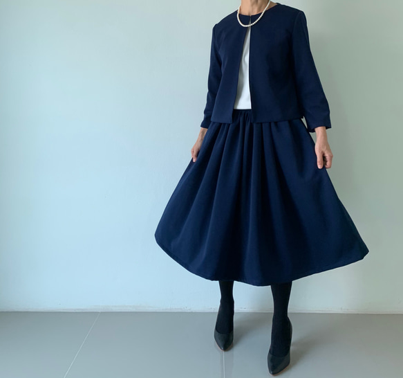 紺フレアギャザースカートとジャケット 入学式    フォーマル セットアップ スーツ 5枚目の画像