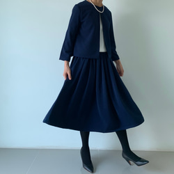 紺フレアギャザースカートとジャケット 入学式    フォーマル セットアップ スーツ 6枚目の画像