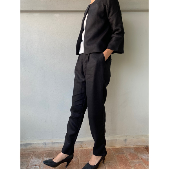 パンツスーツ 黒　テーパードパンツとジャケット 入学式    フォーマル セットアップ　リネン 8枚目の画像