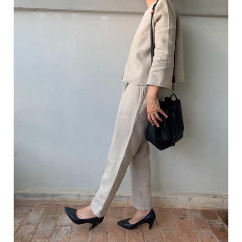 パンツスーツ 生成り テーパードパンツとジャケット 入学式 フォーマル