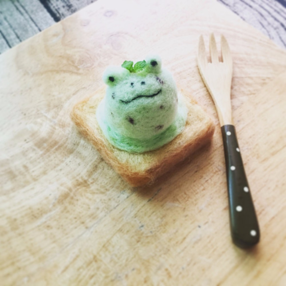 Woolfelting Ice-cream Toast_Mint Chocolate Frog 3枚目の画像