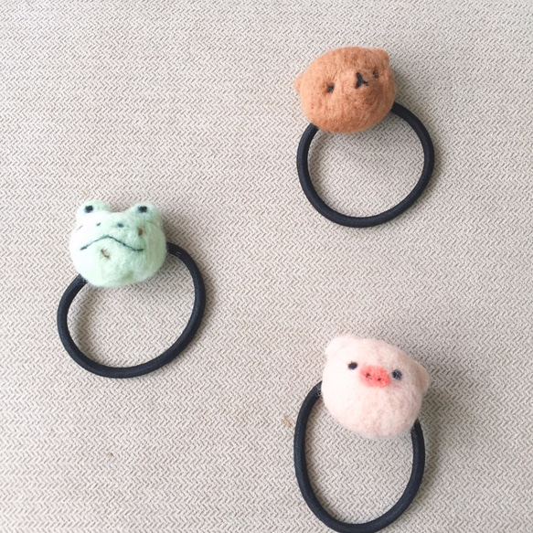 Woolfelting Mint Chocolate Frog Hair Accessories 7枚目の画像