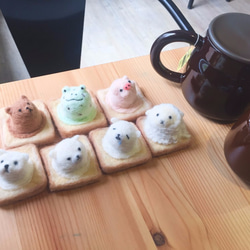 Woolfelting Ice-cream Toast_Strawberry Pig 7枚目の画像