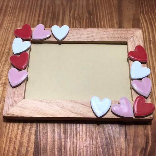 横）ハートのフォトフレーム 木製写真立て 壁掛け対応 美濃焼モザイク