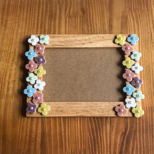 美濃焼タイルのお花畑のフォトフレーム パステルフラワー 木製壁掛け