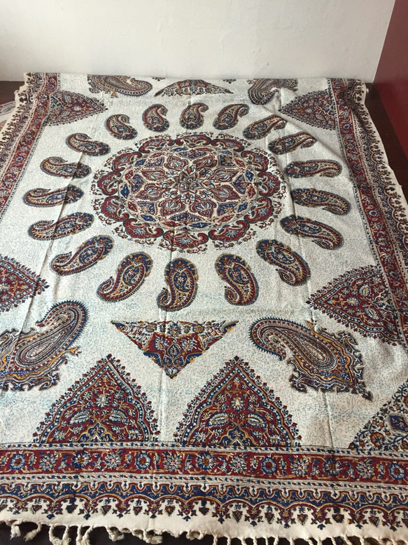 ペルシャ絨毯風の布更紗135cm×200cmテーブルクロススファーカバー 1枚目の画像