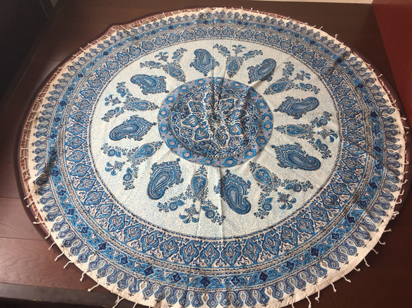 円形サイズペルシャ絨毯風の布更紗150cm×150cmテーブルクロススファーカバー 1枚目の画像