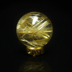 イチオシ 現品一点物 1粒売り ゴールドルチル クォーツ 虹入り金針水晶 １４ミリ ＳＰＲ１２ ハンドメイド 天然石 1枚目の画像