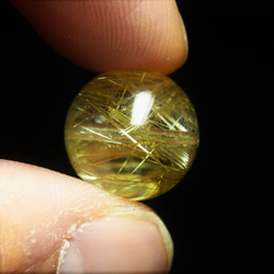 イチオシ 現品一点物 1粒売り ゴールドルチル クォーツ 虹入り金針水晶 １４ミリ ＳＰＲ１２ ハンドメイド 天然石 10枚目の画像