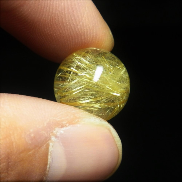 現品一点物 １粒売り ゴールドルチル クォーツ 金針水晶 １４ミリ ＳＰＲ１５ ハンドメイド 天然石 パワーストーン 8枚目の画像