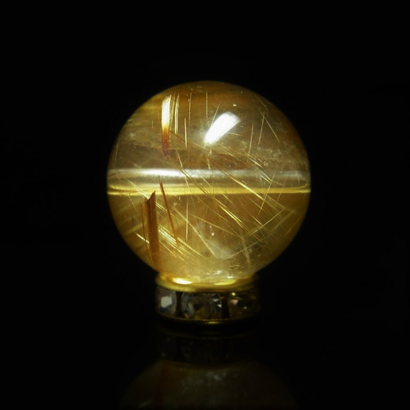 現品一点物 1粒売り ゴールドルチル クォーツ 金針水晶 １４ミリ ＳＰＲ９ ハンドメイド 天然石 パワーストーン 開運 2枚目の画像
