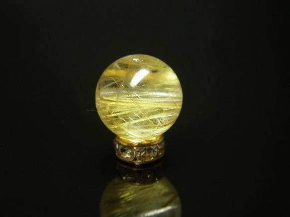 【写真現品一点物】　オススメ　ゴールドルチルクォーツ（金針水晶）　１０ミリ　ＫＹＧ７ 6枚目の画像