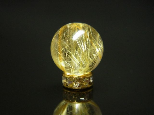【写真現品一点物】　オススメ　ゴールドルチルクォーツ（金針水晶）　１０ミリ　ＫＹＧ７ 7枚目の画像