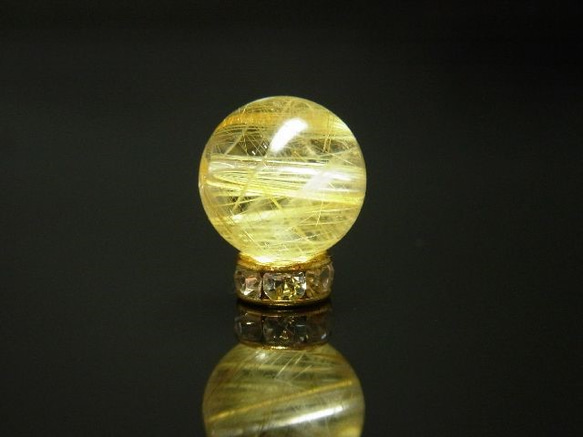 【写真現品一点物】　オススメ　ゴールドルチルクォーツ（金針水晶）　１０ミリ　ＫＹＧ７ 9枚目の画像