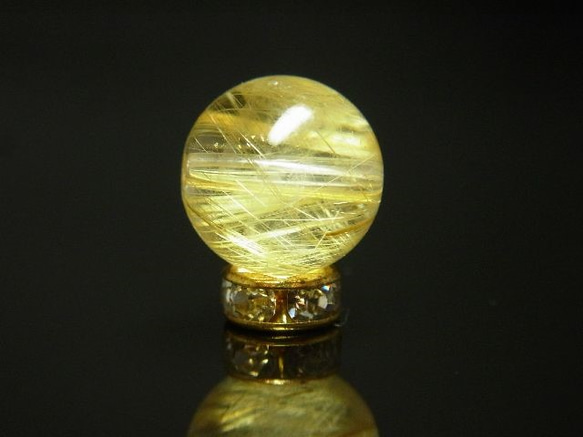 【写真現品一点物】　オススメ　ゴールドルチルクォーツ（金針水晶）　１０ミリ　ＫＹＧ７ 10枚目の画像