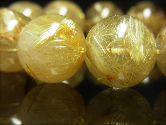 現品一点物 ゴールド タイチンルチル クォーツ ブレスレット 極太金針 水晶 数珠 １８ミリ １０９ｇ ＴＫＲ２１ 最強 2枚目の画像
