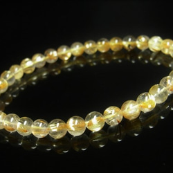 イチオシ 現品一点物 タイチンルチル ブレスレット 金針水晶数珠 ６ミリ １２ｇ ＰＴＲ３１ 特選 最強金運 数珠 1枚目の画像