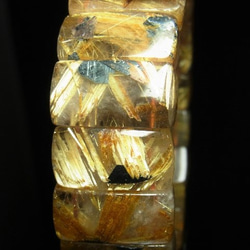 イチオシ 現品一点物 太陽放射タイチンルチル バングル ２４－２５ｍｍ ＴＨＢ６ 極太金針水晶 数珠 パワーストーン 9枚目の画像