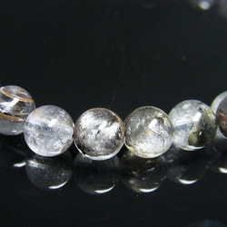 イチオシ 現品一点物 プラチナルチル ブレスレット 白金水晶 数珠 ７ミリ １５ｇ Ｐｒ５５ シラー 虹入水晶 3枚目の画像