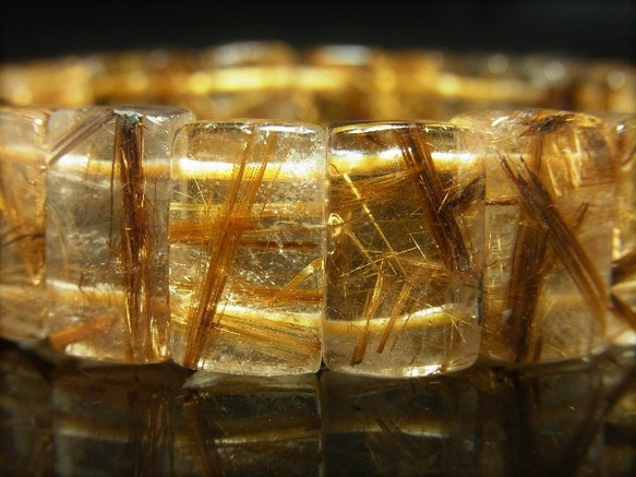 透明度抜群 現品一点物 タイガールチル クォーツ バングル 虎目金針水晶 １５－１６ミリ 数珠 Ｔｉｒｂ４ ４７ｇ 最強 4枚目の画像