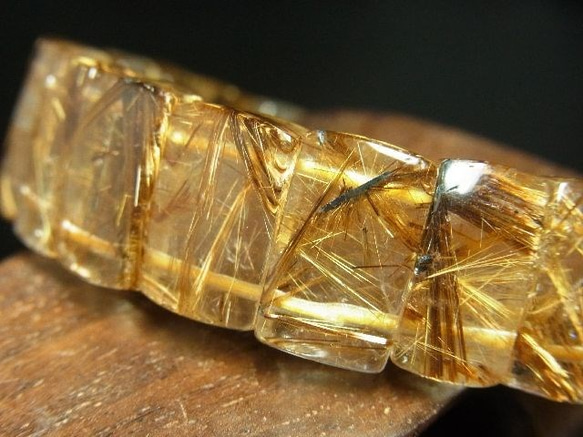 透明度抜群 現品一点物 タイガールチル クォーツ バングル 虎目金針水晶 １５－１６ミリ 数珠 Ｔｉｒｂ４ ４７ｇ 最強 7枚目の画像