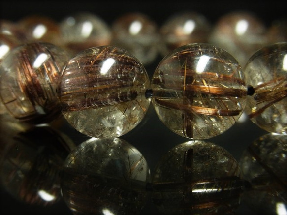 イチオシ 現品一点物 コッパールチル インスモーキークォーツ ブレスレット 銅針水晶 １３－１４ミリ ３６ｇ Ｃｒ３ 6枚目の画像