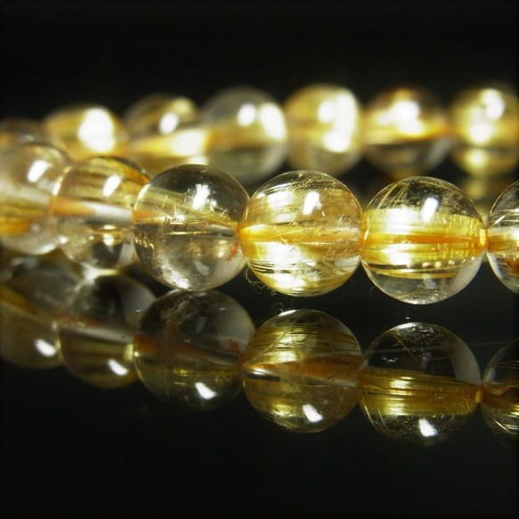 イチオシ 現品一点物 タイチンルチル ブレスレット 金針水晶 数珠 ８ミリ １９ｇ ＰＴＲ３４ 最強金運 開運 8枚目の画像