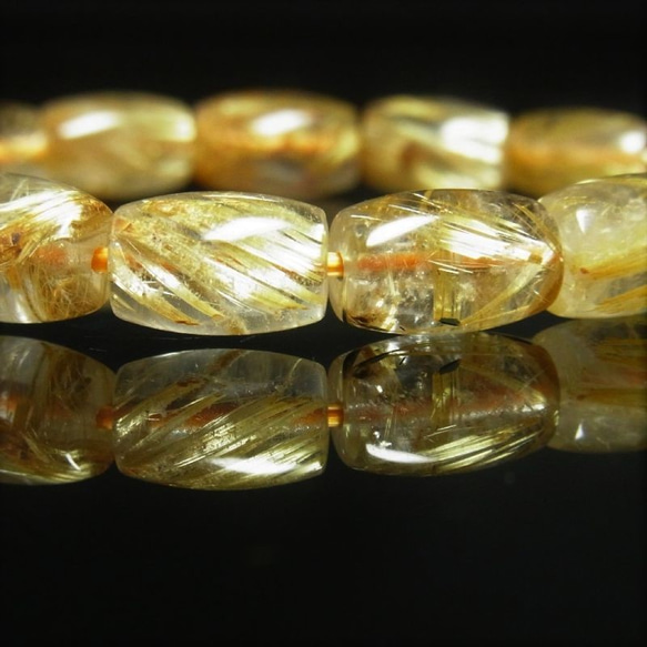 現品一点物 ゴールド タイチンルチル クォーツ チューブブレスレット ８ミリ 金針水晶 数珠 Ｒｃｂ４ ２２ｇ 最強金運 8枚目の画像