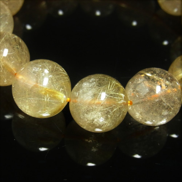 お試し価格 一点物 ゴールド タイチンルチル ブレスレット 金針水晶 天然石 数珠 １６－１７ミリ ＲＫ３７ シラー 虹 10枚目の画像
