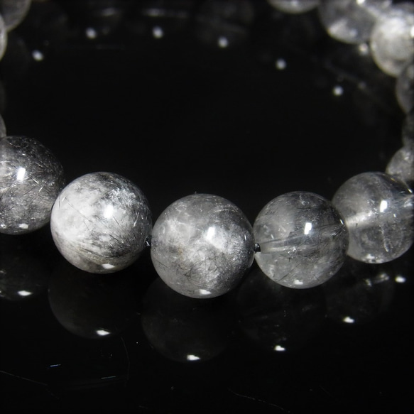 オススメ 現品一点物 ブラックプラチナルチル ブレスレット 白金水晶 数珠 １１ミリ ３８ｇ Ｐｒ６６ 虹入 3枚目の画像