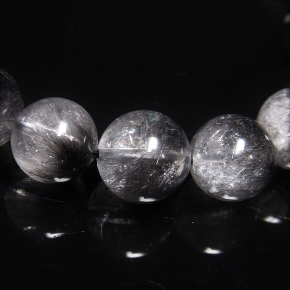 オススメ 現品一点物 ブラックプラチナルチル ブレスレット 白金水晶 数珠 １１ミリ ３８ｇ Ｐｒ６６ 虹入 5枚目の画像