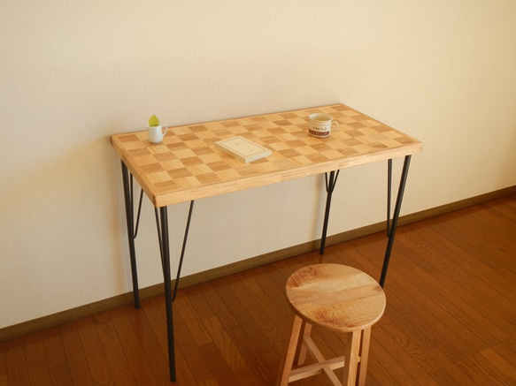 市松模様のカフェ机【二色市松】 机・デスク きいろの木工房