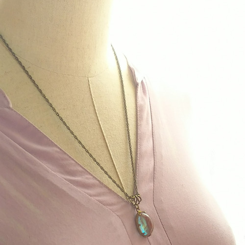 ヴィンテージ サフィレット(18×13㎜) Leafエレガントネックレス