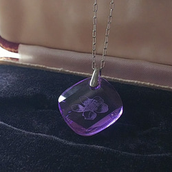 ヴィンテージ　Violet-flower／スワロフスキー　ネックレス（Silver） 1枚目の画像