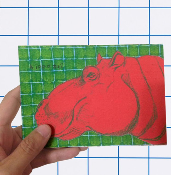 ericocoエリココ 背景是磁磚的河馬自拍照雙面插畫明信片 第2張的照片