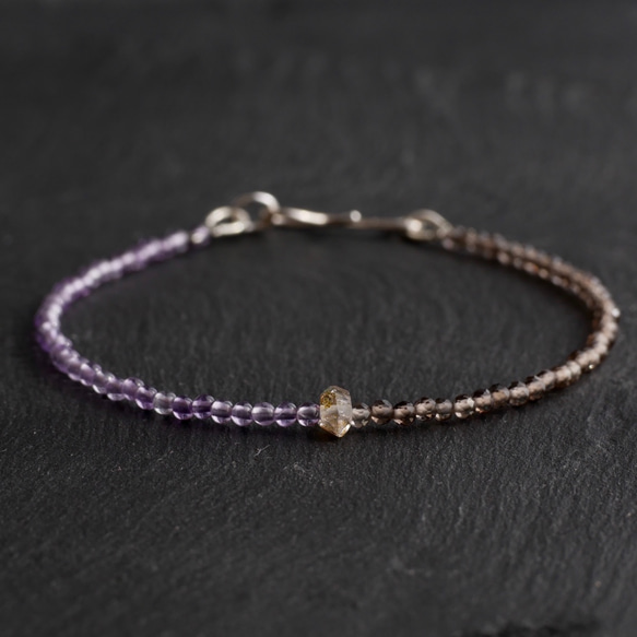 Oil in Quartz& Amethyst,Smoky Quartz Bracelet 第1張的照片