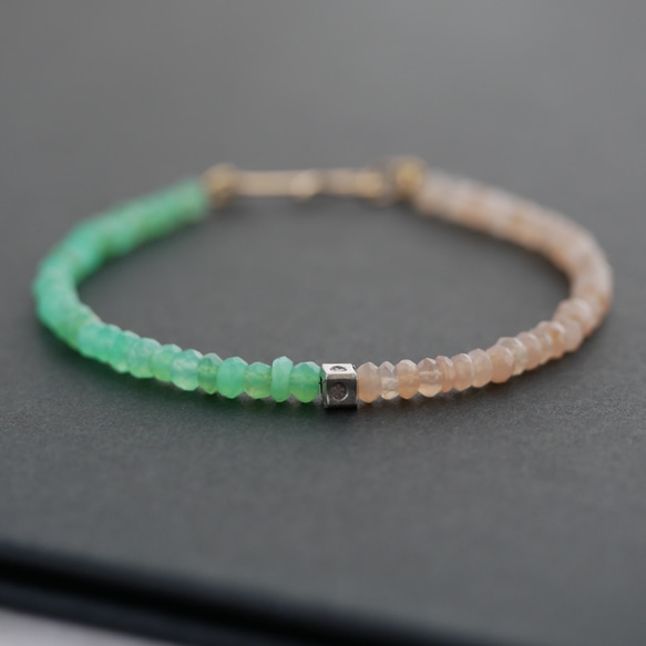 Chrysoprase &Orange moonstone  Bracelet 第5張的照片