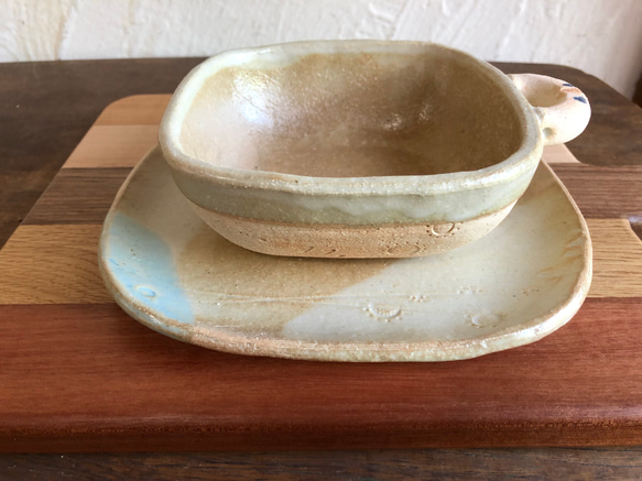 おみ様限定  グラタン皿と陶のトレー2セット 2枚目の画像