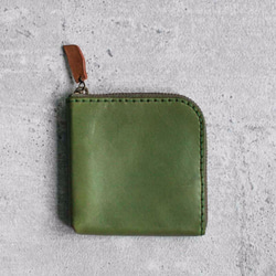 橄欖綠植鞣真牛皮手工零錢包/皮夾 第1張的照片