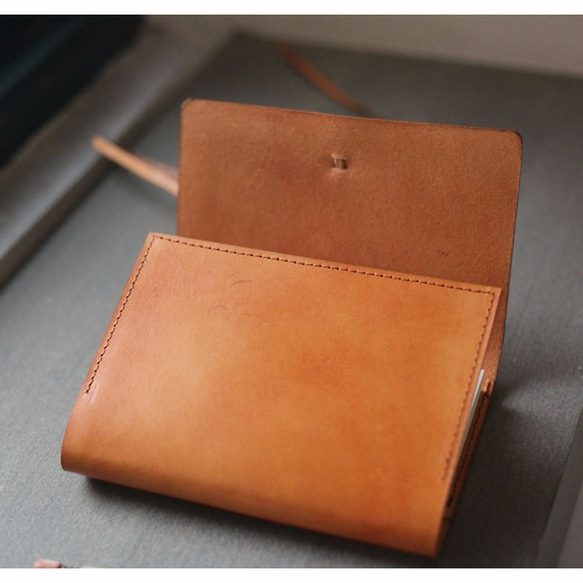 Light Brown refillable leather notebook/ Book Cover A6 size 3枚目の画像