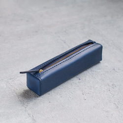 Navy blue classy square veg-tanned leather pencil case 1枚目の画像