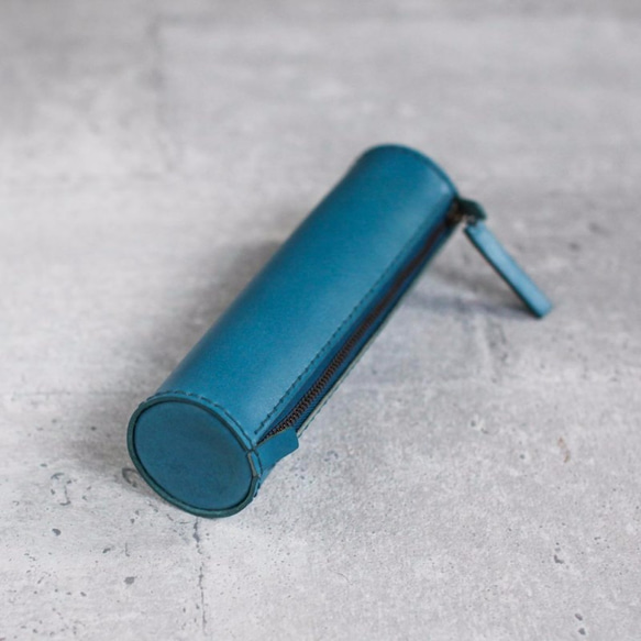 light blue handmade cylinder leather Pencil Case/Pen Pouch ペン - Main Image