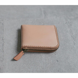 Nude color vegetable-tanned cow hide leather coin zip wallet 2枚目の画像